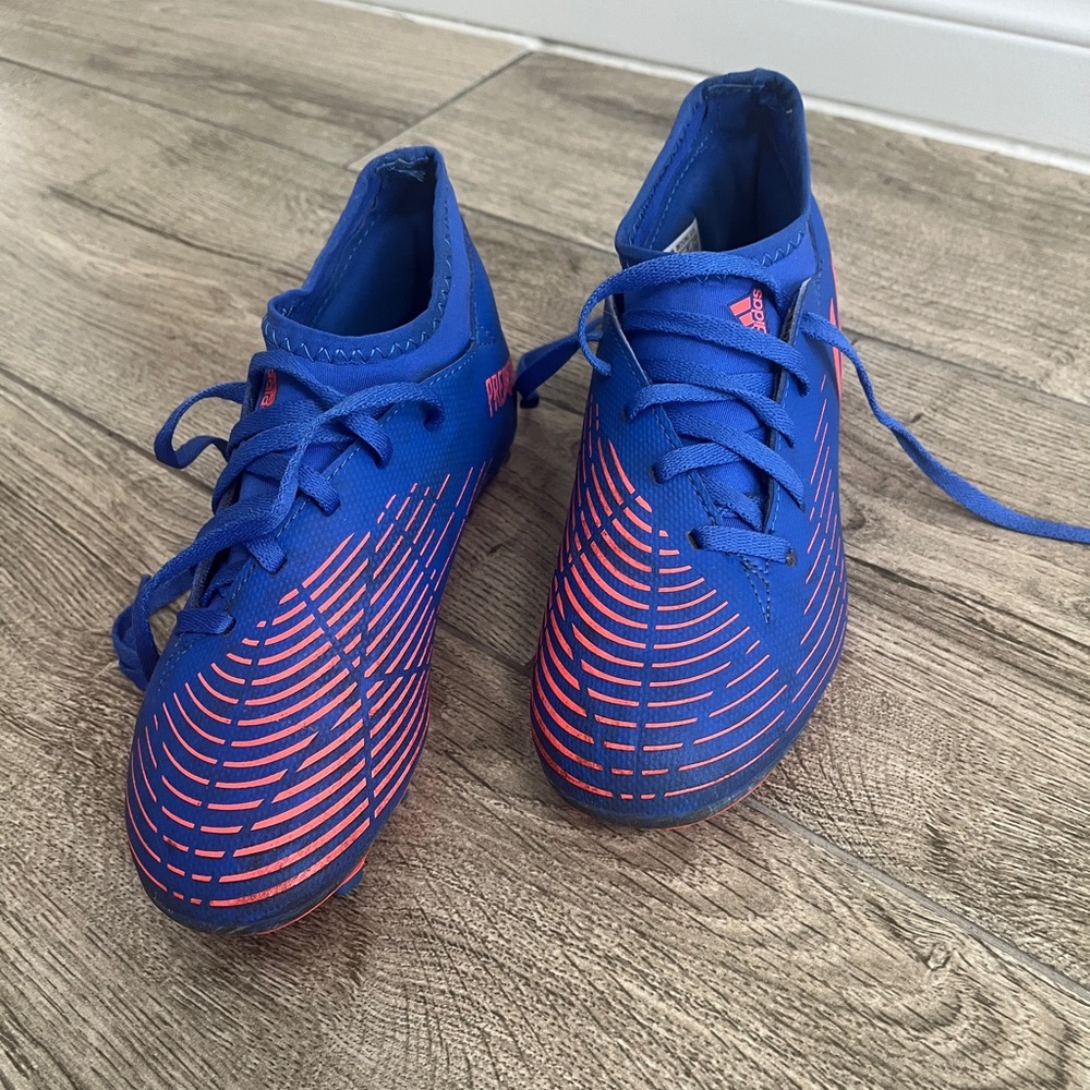 Adidas Predator Edge .4 S FxG GW2371 Kids Size 2.5 Cleats - Picture 5 of 8